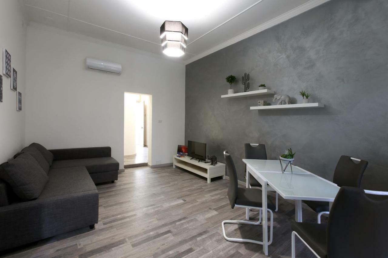 Tembo House - Pantano 2 Apartment Catania Luaran gambar
